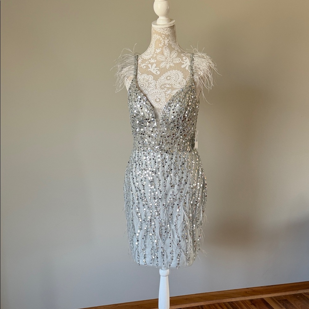 Silver Sequin & Feather Strap Party Dress. Juniors sz 13 or Women’s M (NWT)